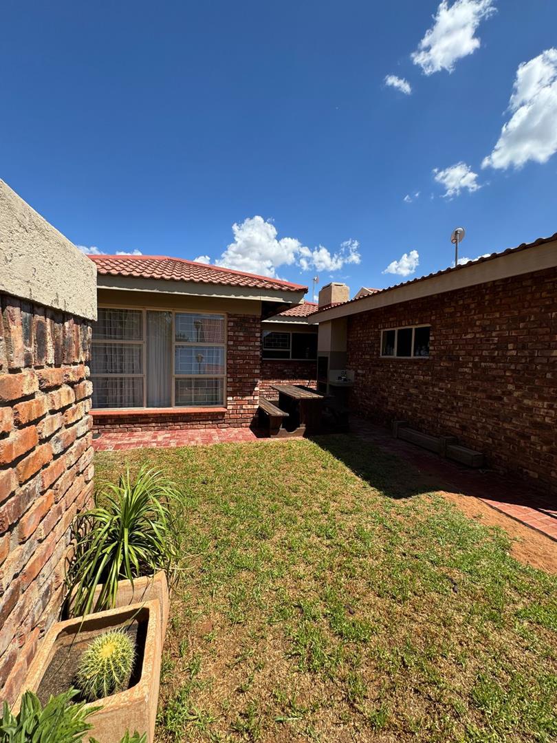 3 Bedroom Property for Sale in Camelot Northern Cape